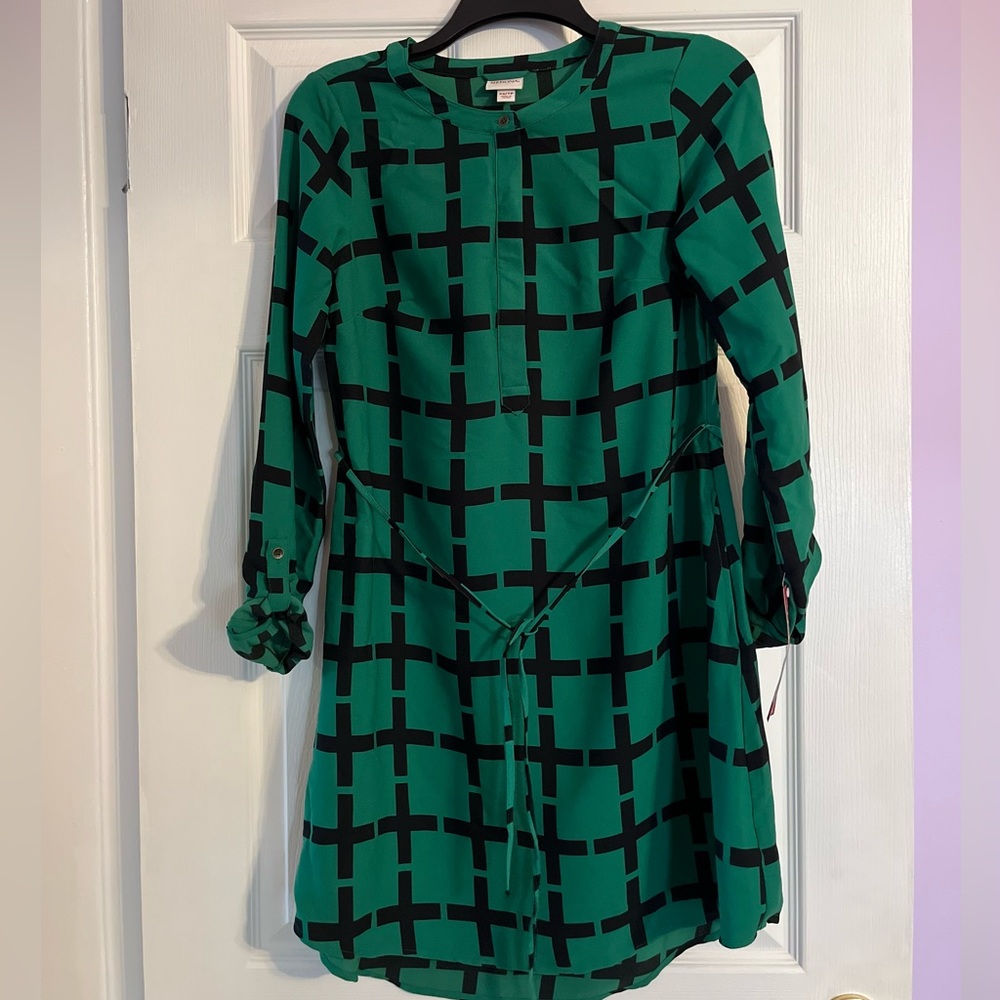 Merona long sleeve dress with sash belt. Size XS.